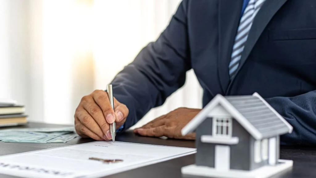Real Estate Lawyer