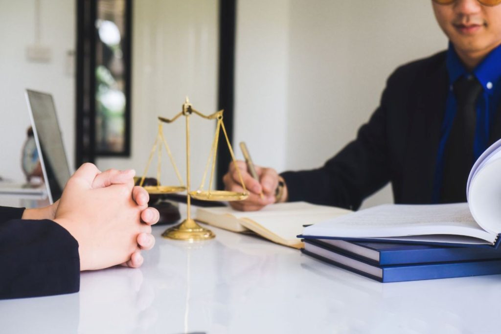 business setup lawyer UAE