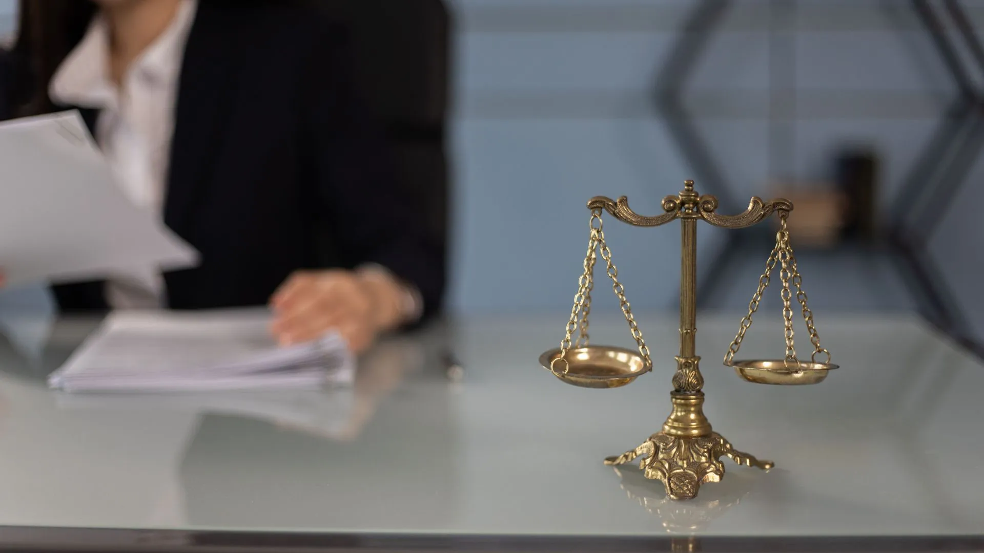 civil litigation lawyer