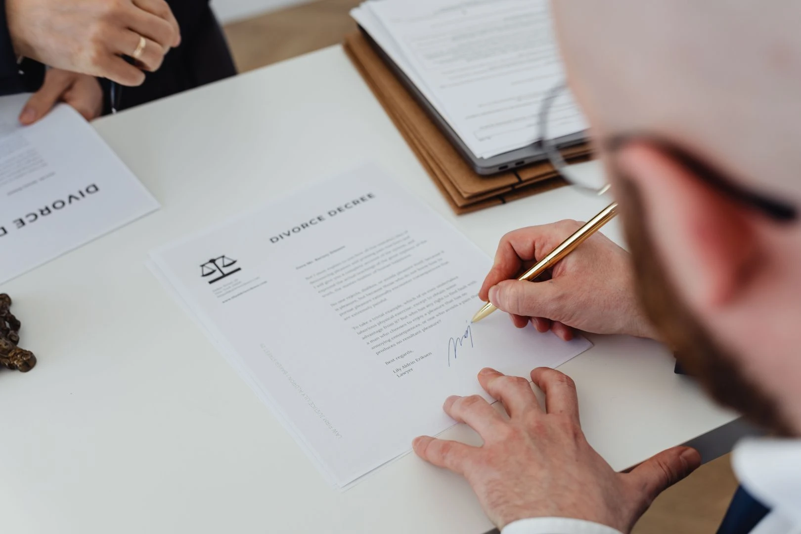 private notary in the UAE