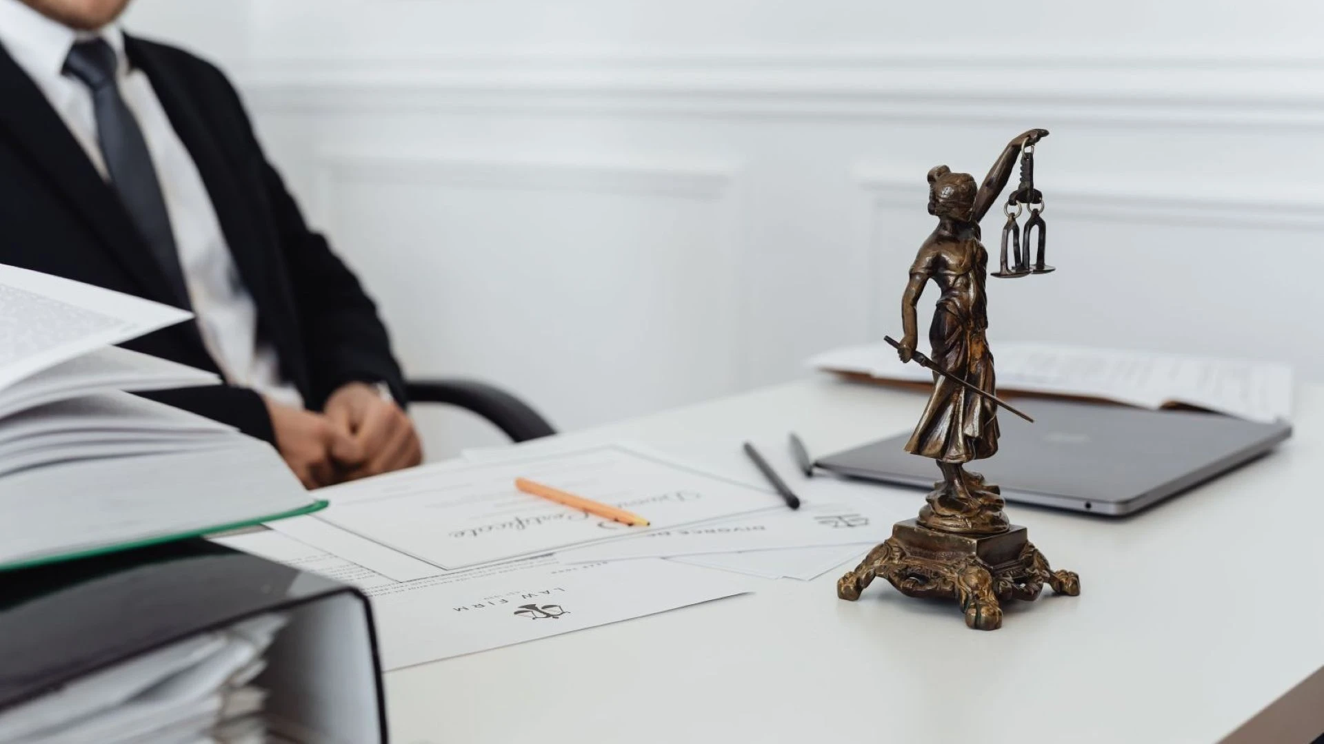 private notary in the UAE